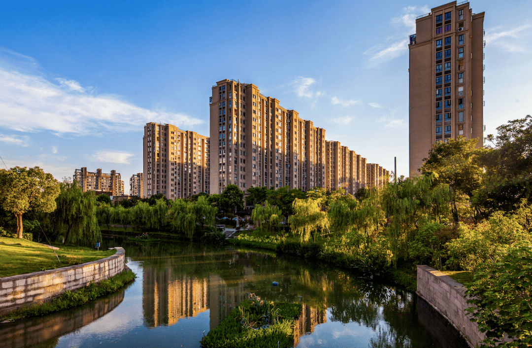 北京最新楼盘，梦想共舞的天空之宅