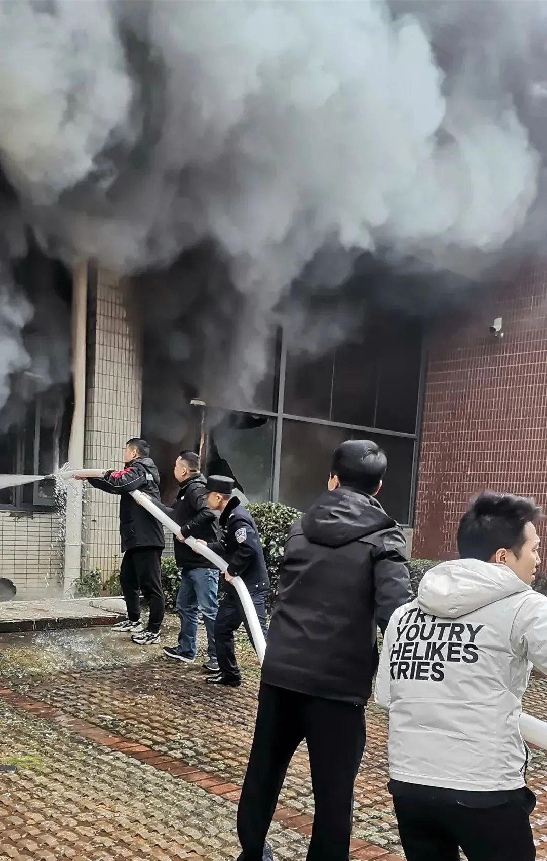 长沙火灾最新消息今天,长沙火灾最新消息今天🔥📢