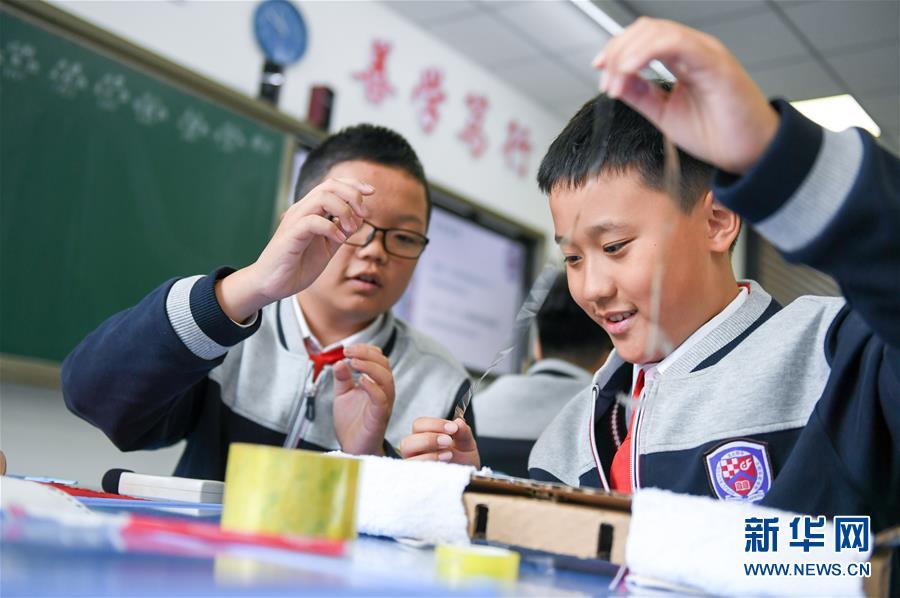 苹果最新款手机，科技与艺术的完美融合之作