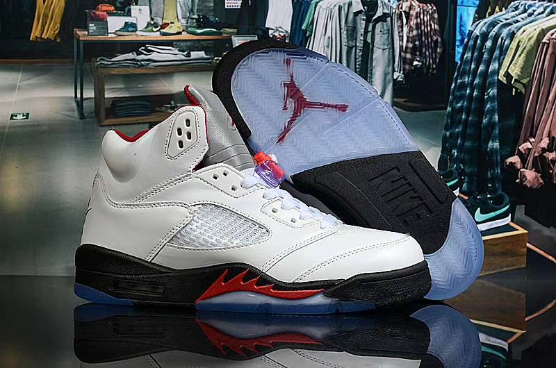 aj5最新,AJ5最新，时尚潮流的再度演绎